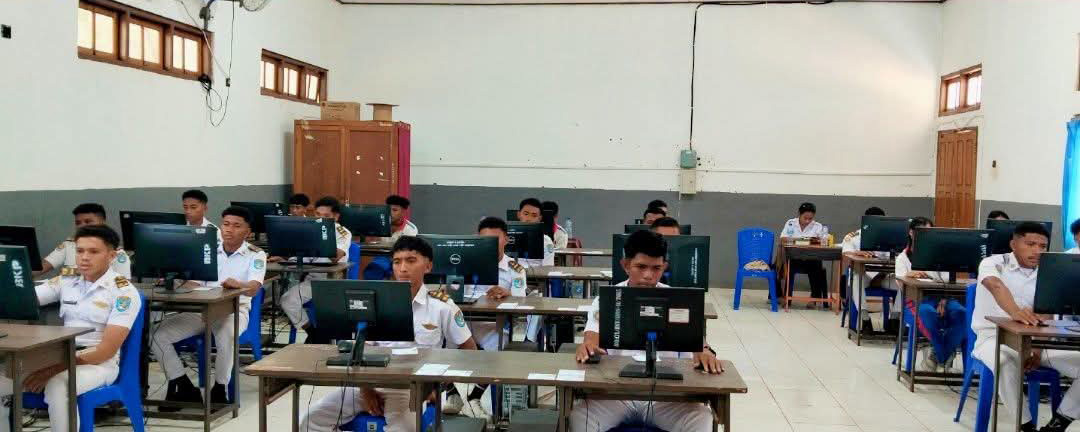 SMKN 1 Larantuka Fasilitasi Simulasi TKA bagi 57 Siswa PKL Lintas Kabupaten